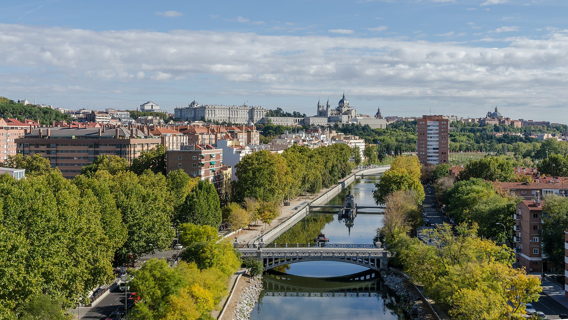 Madrid Río y el río Manzanares vistos desde el teleférico
